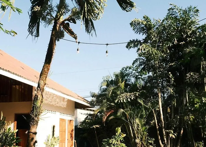 La Buena Vida Apartahotel